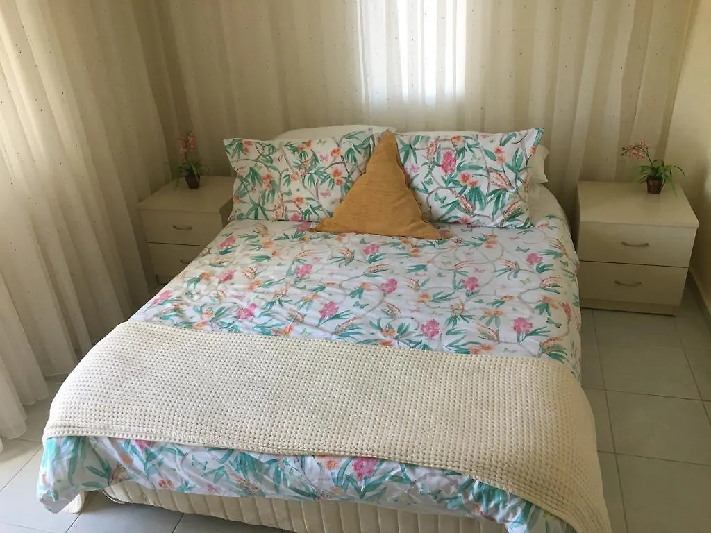 3 Bedrooms Apartment In Oeluedeniz, Ovacik