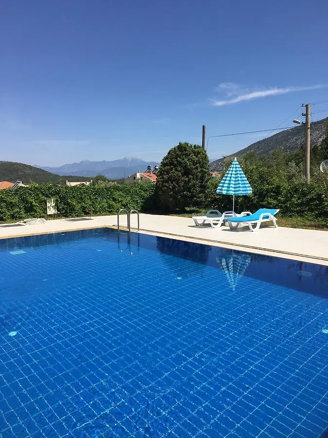 3 Bedrooms Apartment In Oeluedeniz, Ovacik